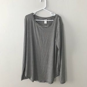 Black and White Striped Long Sleeve Top